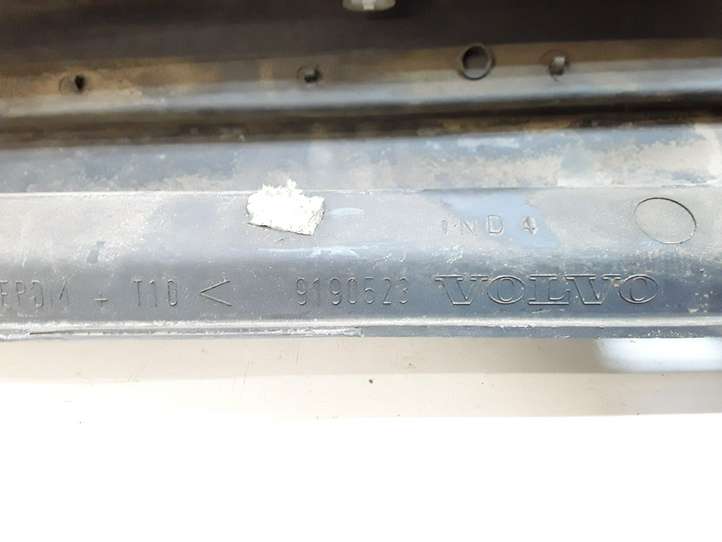 Volvo V70 (2000 - 2004)  9178761 Порог