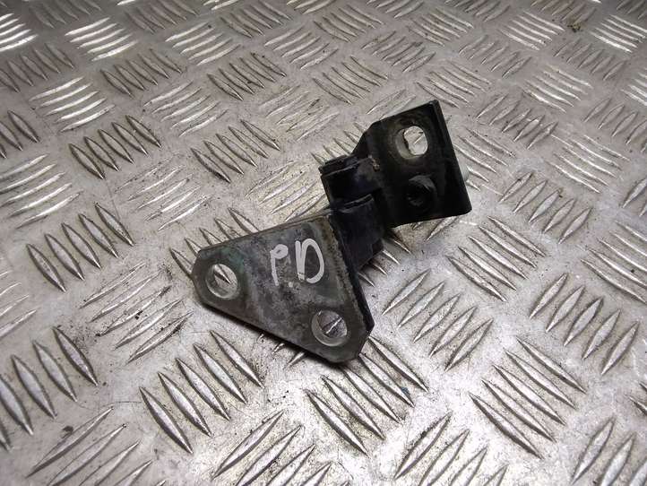 Volkswagen Golf V (2003 - 2009)  1K0831402L Верхняя петля передней двери