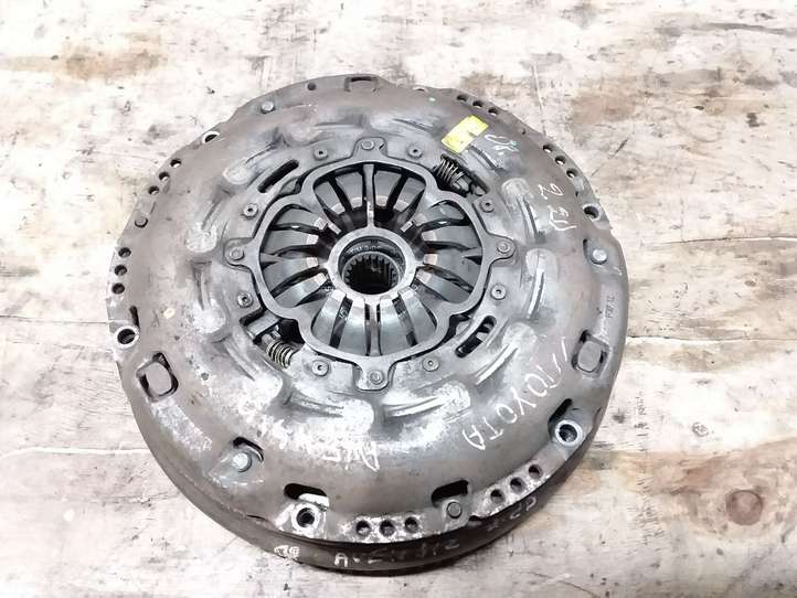 Toyota Avensis T250 (2006 - 2009)  134500R010 Комплект сцепления
