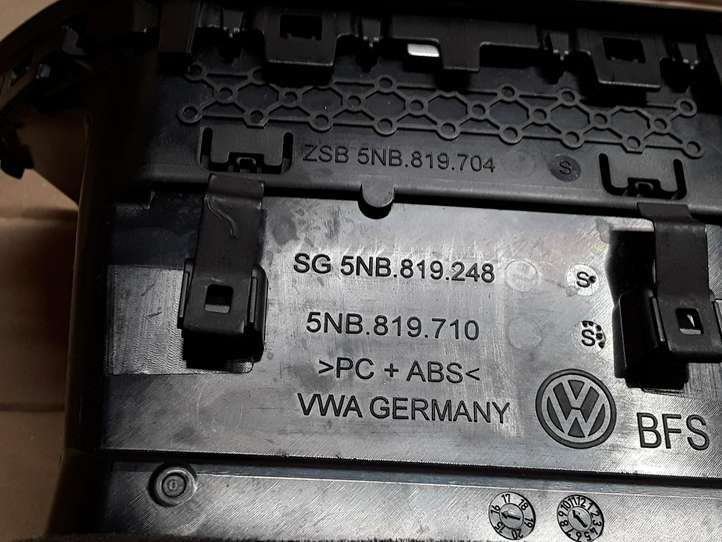 Volkswagen Tiguan (2016 - 2020)  5NB819704 Боковая воздушный дефлектор