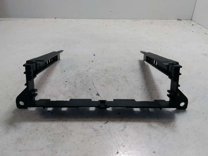Audi A4 (2007 - 2011)  8K0858969 Другая деталь панели