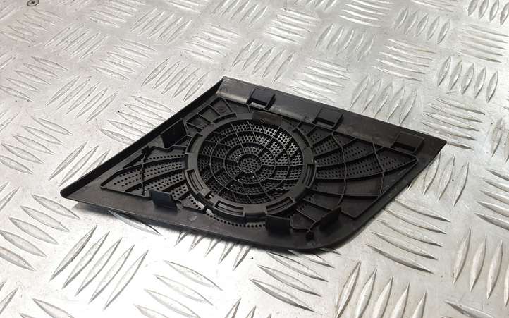 Audi A4 (2007 - 2011)  8T0857228A Отделка бокового динамика