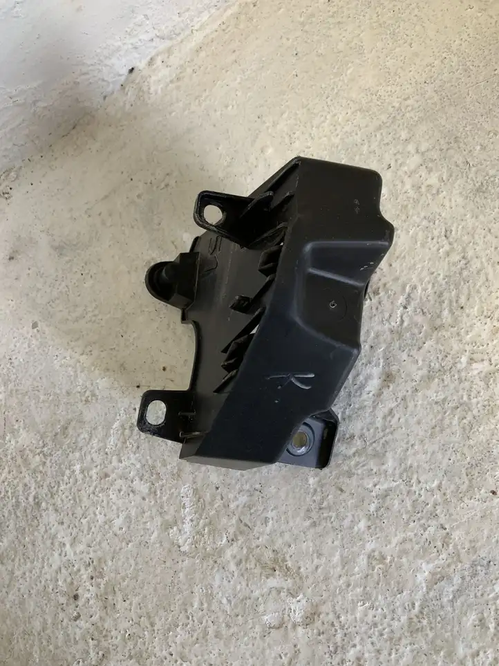 Citroen C4 (2004 - 2008) 9652703580 Кронштейн угловой части бампера — фото 1