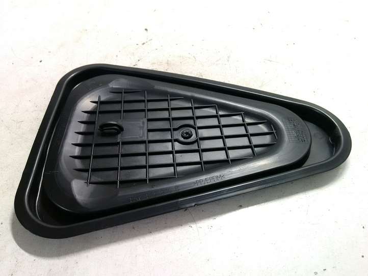 Audi A4 (2007 - 2011)  8K0839916B Другая деталь отделки задний дверей