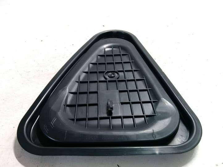 Audi A4 (2007 - 2011)  8K0839916B Другая деталь отделки задний дверей