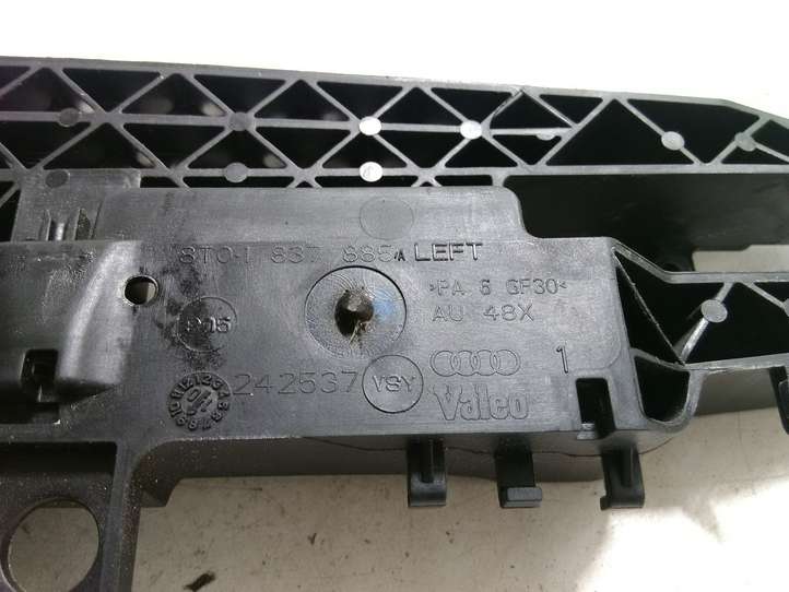 Audi A4 (2007 - 2011)  8T01837885A Кронштейн