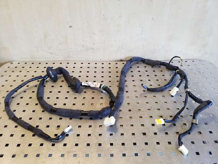 Nissan Juke I F15 (2010 - 2018)  240511KA0C Проводка крышки багажника