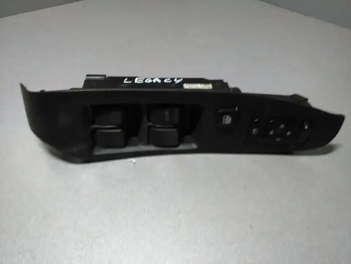 Subaru Legacy (1999 - 2003) 83071AE020 Кнопка стеклоподъемников — фото 1