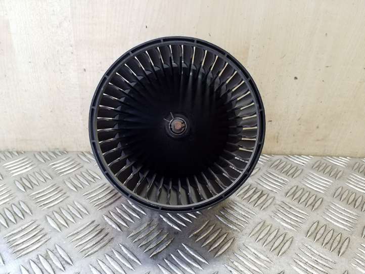 Nissan Juke I F15 (2010 - 2018)  T1015019KA Вентилятор печки