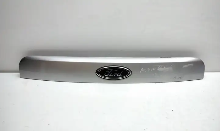 Ford Mondeo Mk III (2000 - 2007) 1S71N43400AE Подсветка номера — фото 1