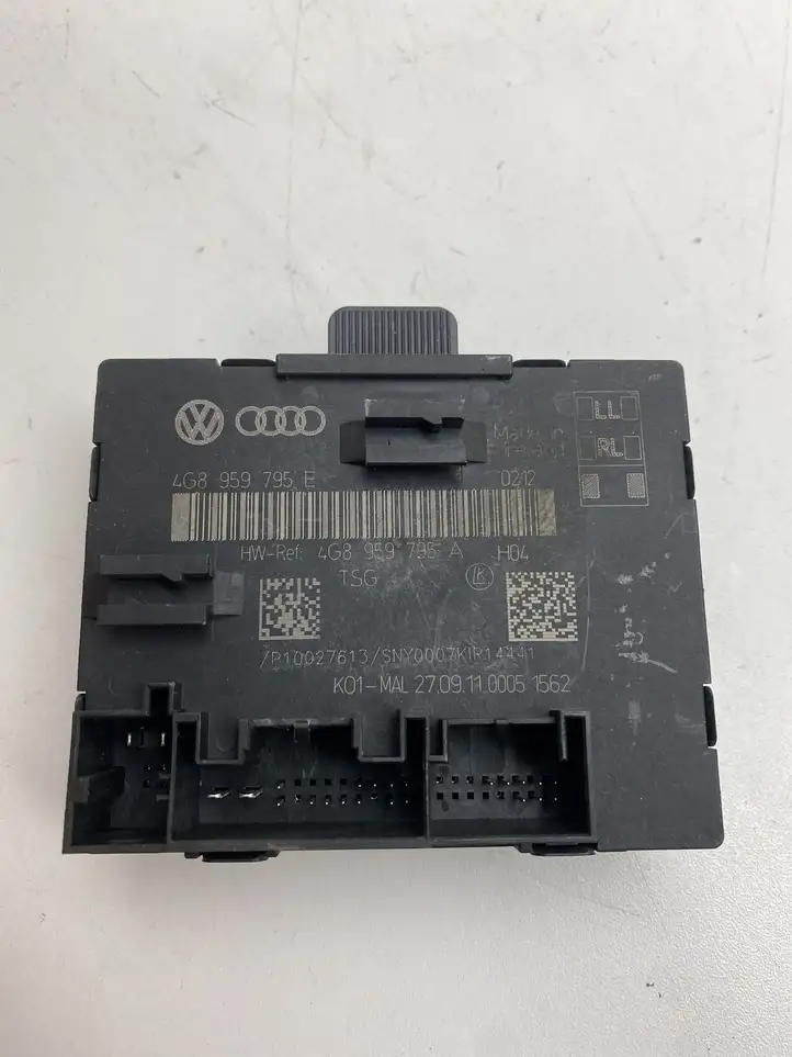 Audi A6 C7 (2011 - 2014) 4G8959795A Блок управления дверью — фото 1