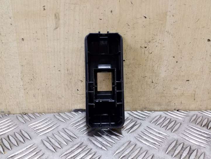 Land Rover Range Rover Sport (2005 - 2009)   Отделка  кнопки стеклоподъемника
