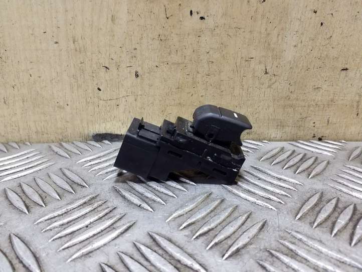 Land Rover Range Rover Sport (2005 - 2009)  YUD501070PVJ Кнопка стеклоподъемников