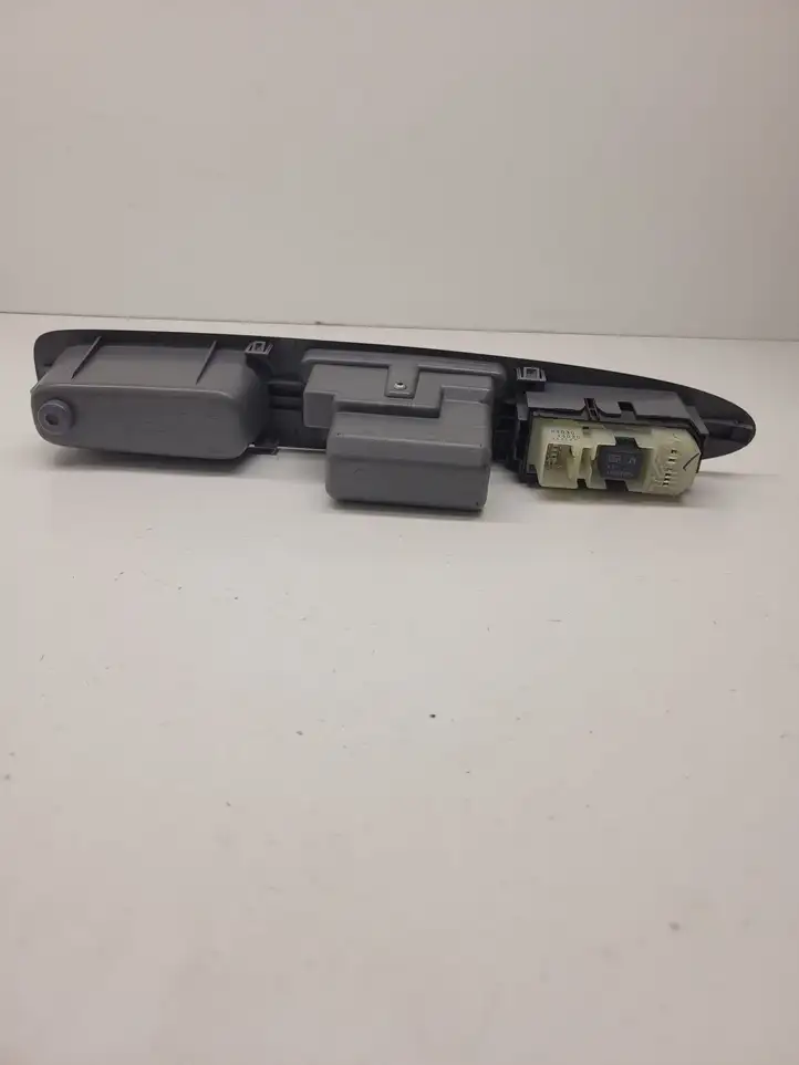 Toyota Avensis Verso (2001 - 2004) 7427144110 Блок кнопок стеклоподъемников — фото 2