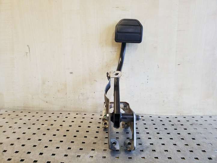 Land Rover Range Rover Sport (2005 - 2009)  SKB000431 Тормозная педаль