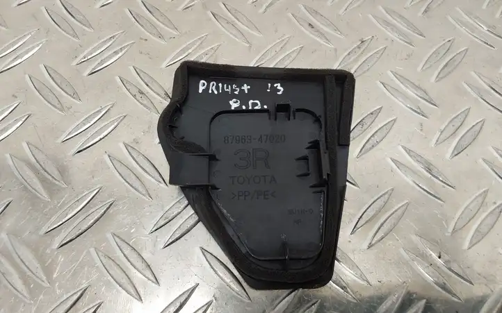 Toyota Prius+ (ZVW40) (2011 - 2018) 8796347020 Прочие детали салона — фото 2