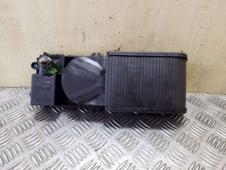 Land Rover Range Rover Sport (2005 - 2009)  FHM500032XXX Держатель чашки