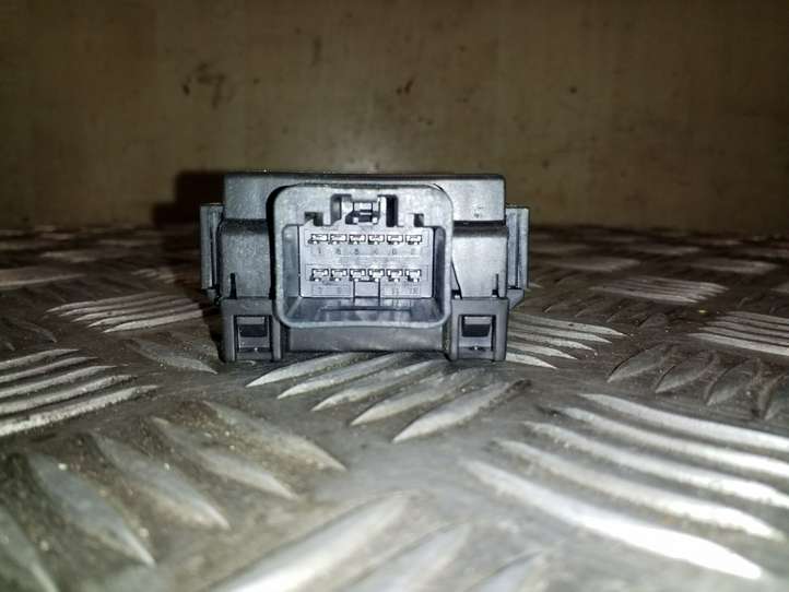 Land Rover Range Rover Sport (2005 - 2009)  2R8314C724AB Реле обогрева