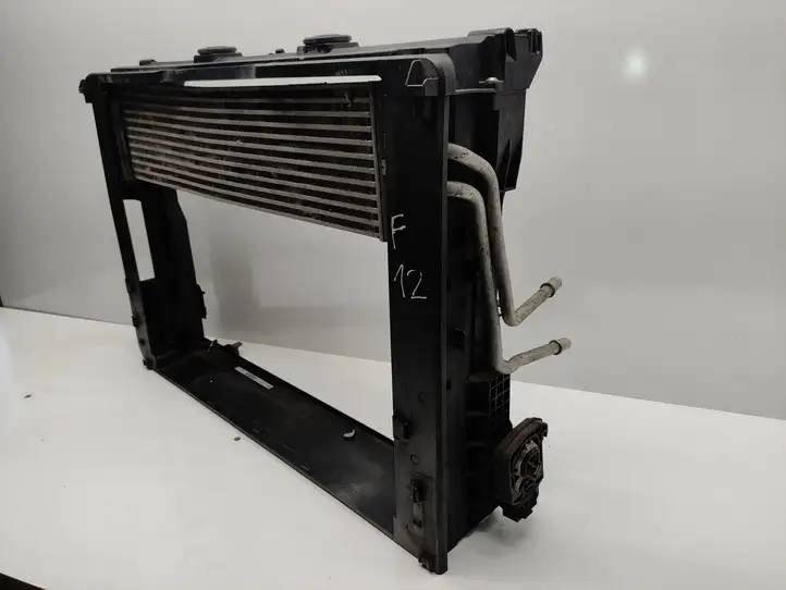 BMW 6 F12 F13 (2010 - 2018) 17117625981 Кронштейн панели радиатора — фото 2