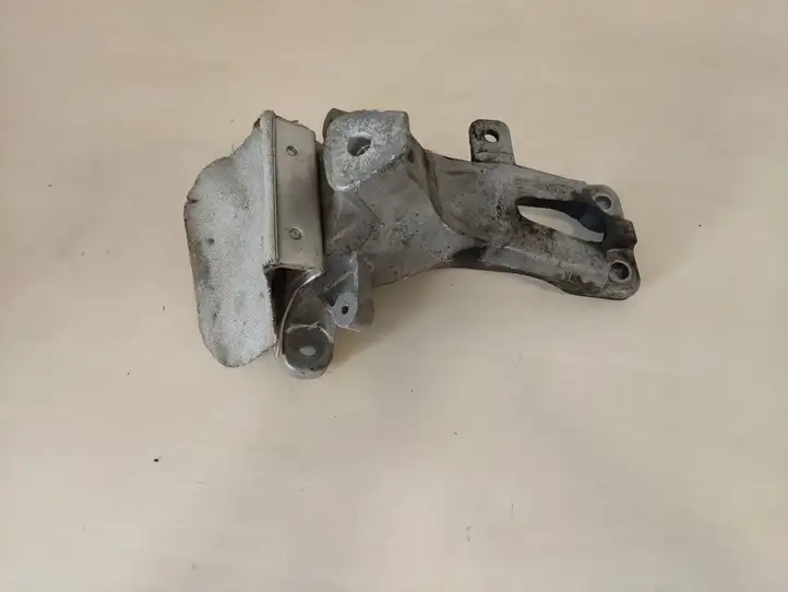 Audi A8 S8 D4 4H (2010 - 2014) 4G0199308E Кронштейн двигателя — фото 1