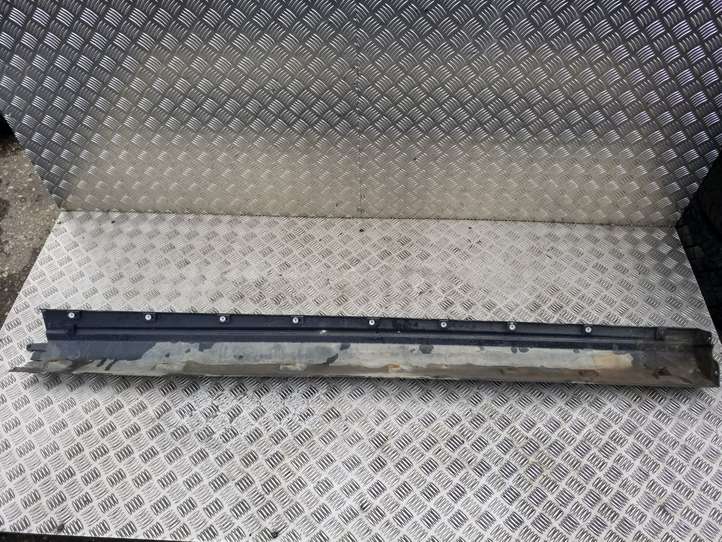 Land Rover Discovery (2004 - 2009)  DDJ000242 Порог