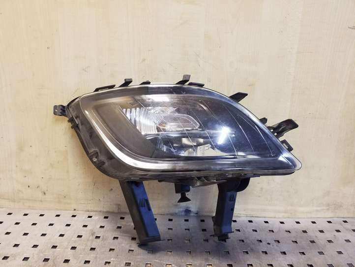 Opel Astra (2009 - 2012)  662588537 Передняя противотуманная фара