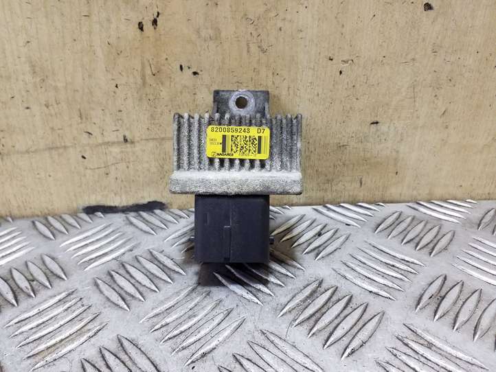 Nissan Juke I F15 (2010 - 2018)  8200859243 Реле подогрева свеч