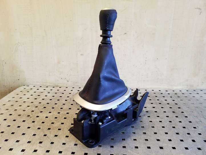Nissan Juke I F15 (2010 - 2018)  341011KG0B Механизм переключения передач (кулиса) (в салоне)
