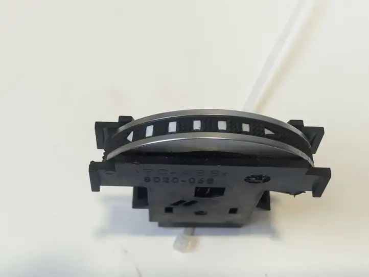 Audi A8 S8 D4 4H (2010 - 2014) 4H0820911B Другие включатели / ручки/ переключатели — фото 1