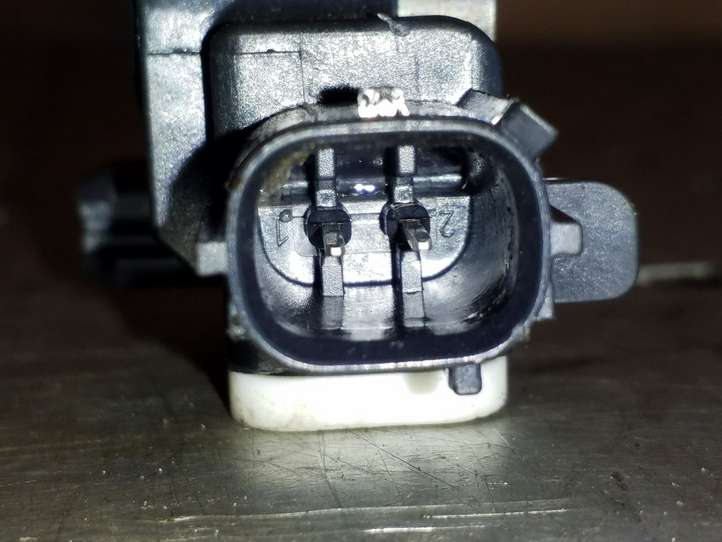 Nissan Juke I F15 (2010 - 2018)  988301EA0A Датчик удара надувных подушек