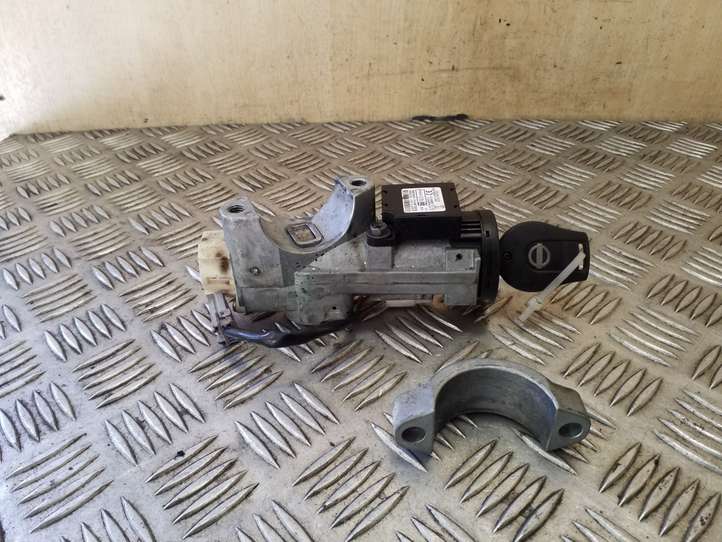 Nissan Juke I F15 (2010 - 2018)  28590C9968 Замок зажигания