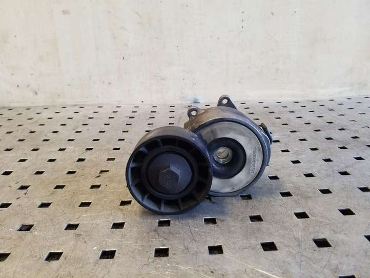 Opel Astra (2004 - 2009)  55190813 Устройство натяжки ремня