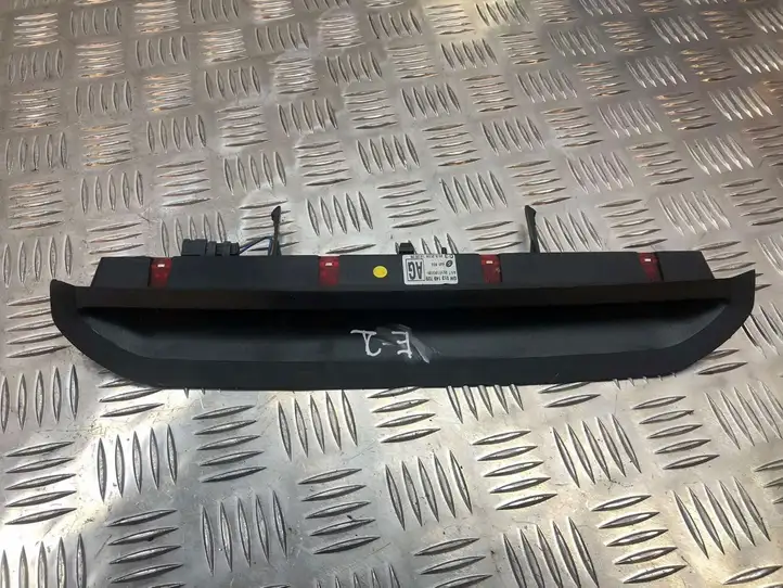 Opel Vectra C (2005 - 2009) GM013149729 Дополнительный стоп фонарь — фото 1