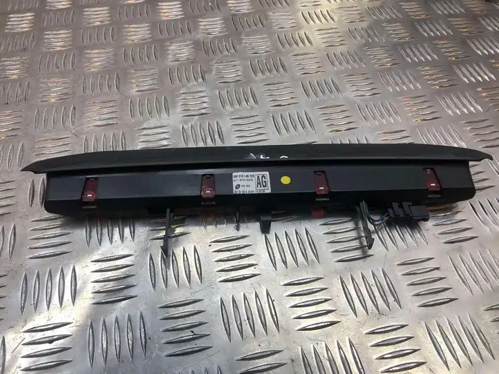 Opel Vectra C (2005 - 2009) GM013149729 Дополнительный стоп фонарь — фото 3