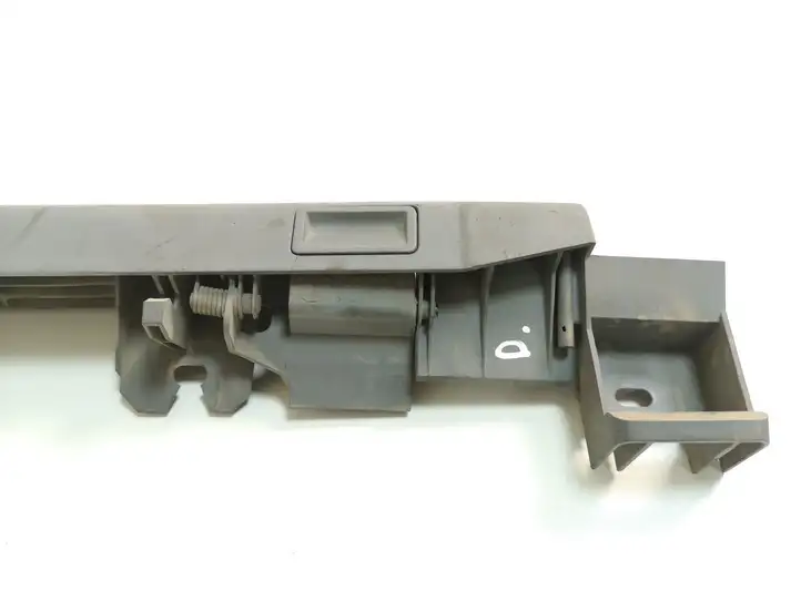 BMW 3 E46 (1998 - 2005) 8239432 Прочая отделка багажника — фото 2