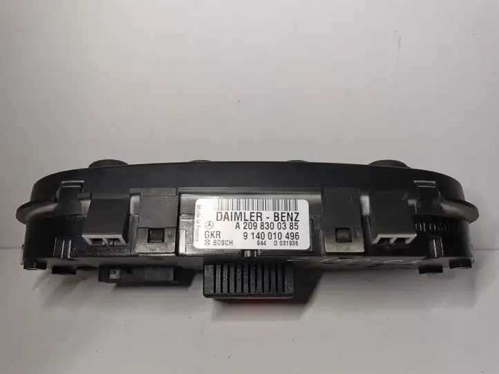 Mercedes-Benz C W203 (2000 - 2007) A20983003859140010496 Блок управления климат-контролем — фото 3