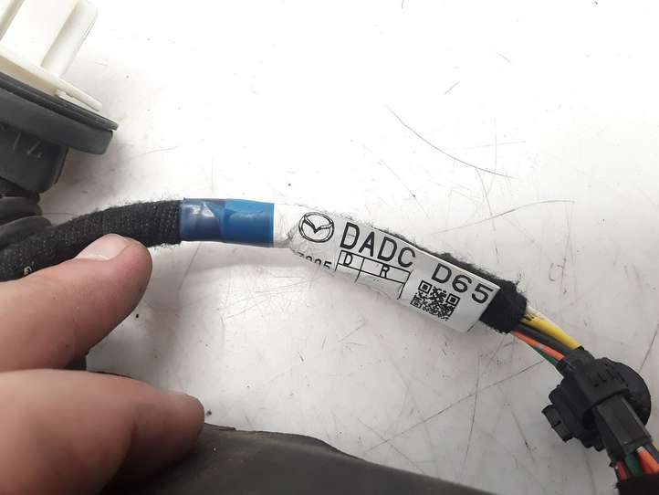 Mazda 2. (2007 - 2010)  D65167220B Проводка задних дверей