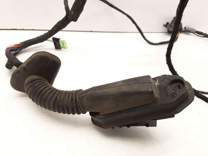 BMW 5 E60 E61 (2004 - 2010)  9175883 Проводка передних дверей