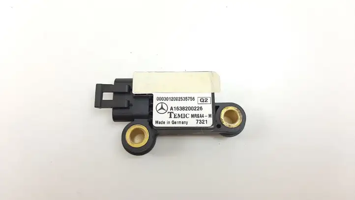 Mercedes-Benz ML W163 (1997 - 2005) MRSA4M Датчик удара SRS — фото 1