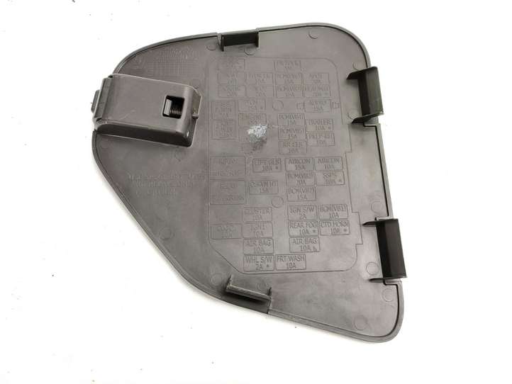 Chevrolet Captiva (2006 - 2011)  PD052409 Крышка ящика предохранителей