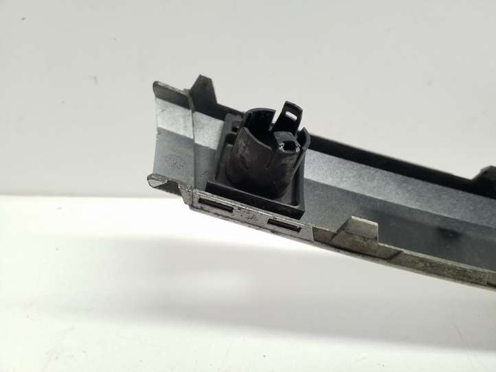 BMW 7 E65 E66 (2001 - 2008)  72758411 Нижняя часть бампера