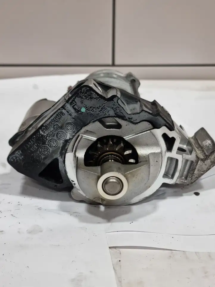 BMW 4 F36 Gran coupe (2017 - ) 8570846 Стартер — фото 3