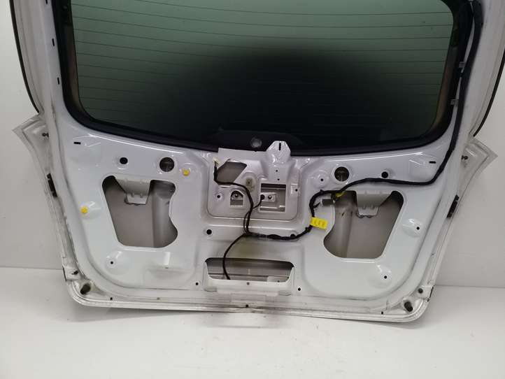 Opel Antara (2011 - 2017)   Задняя крышка (багажника)