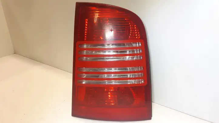 Skoda Octavia Mk1 (1U) (1996 - 2004) 1U9945096 Задний фонарь в кузове — фото 1