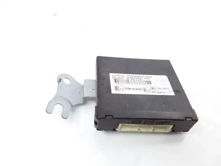 Toyota Corolla Verso E121 (2004 - 2007) 897800F020 Блок иммобилайзера — фото 1