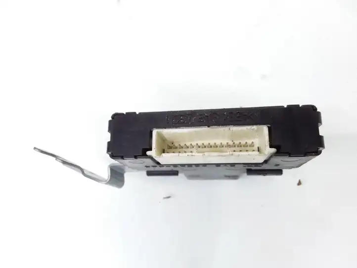 Toyota Corolla Verso E121 (2004 - 2007) 897800F020 Блок иммобилайзера — фото 2