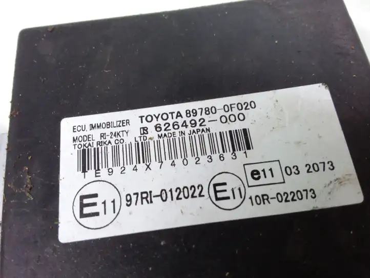 Toyota Corolla Verso E121 (2004 - 2007) 897800F020 Блок иммобилайзера — фото 3