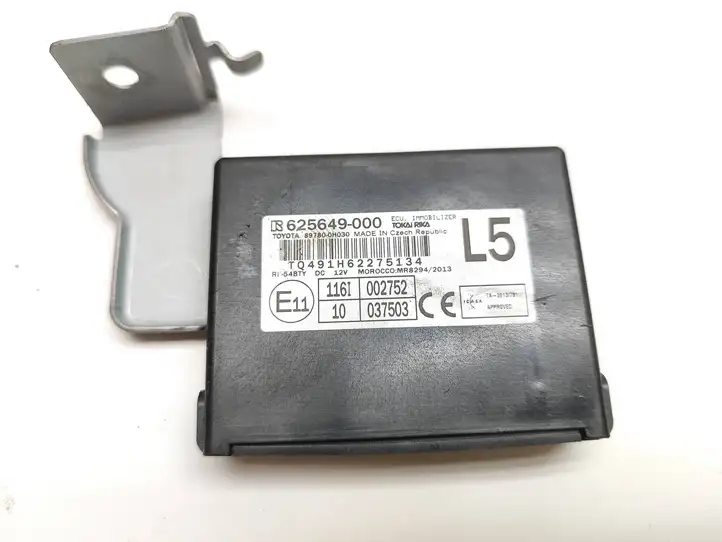 Toyota Aygo AB40 (2014 - 2018) 625649000 Блок иммобилайзера — фото 3