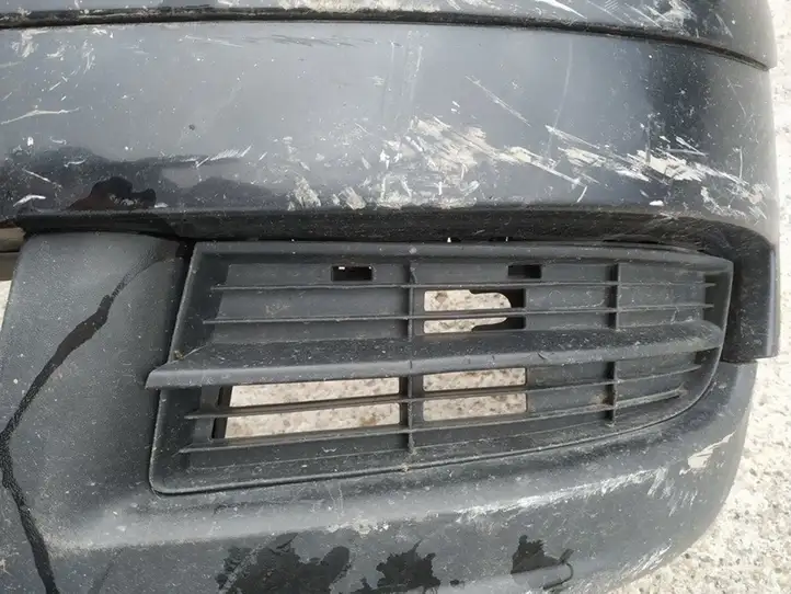 Volkswagen Touran I (2003 - 2010) Нижняя решетка переднего бампера — фото 1
