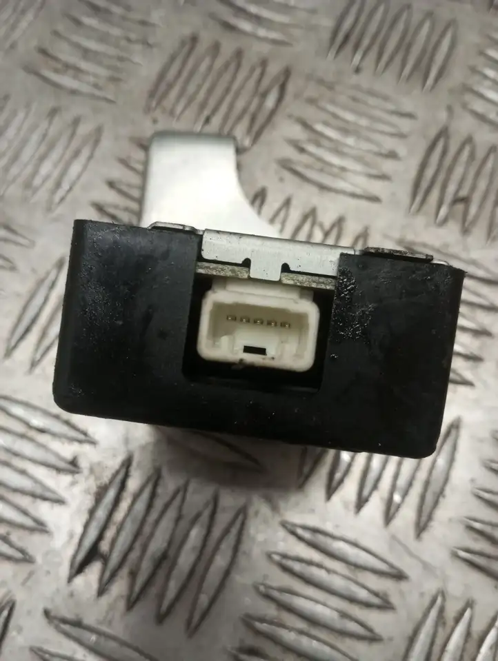 Toyota Corolla Verso AR10 (2004 - 2009)  897410F010 Блок управления иммобилайзера